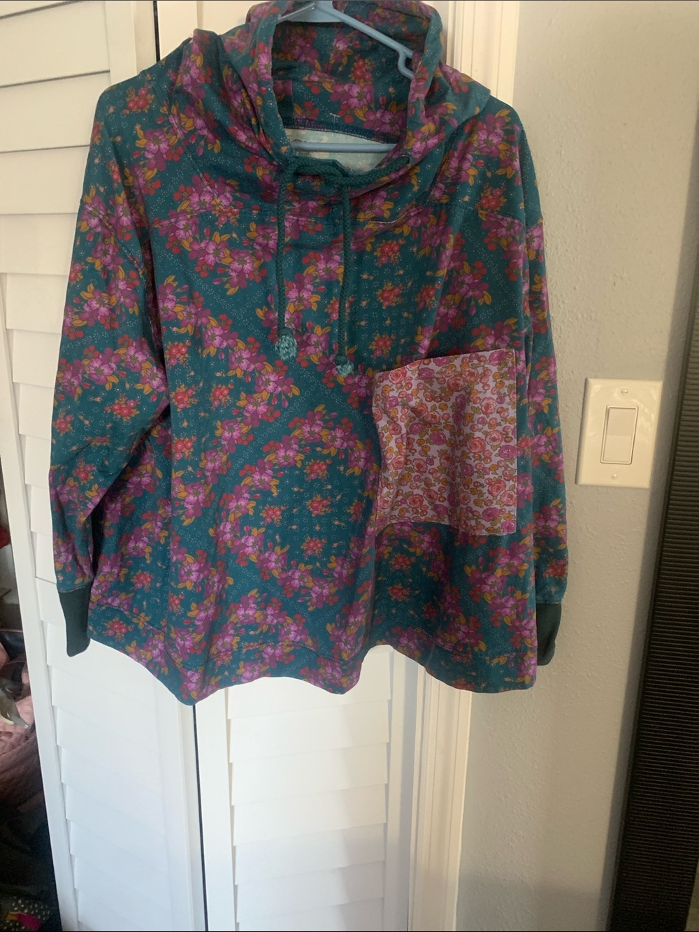 NATURAL LIFE Teal Hoodie with Pink and Orange Floral Print